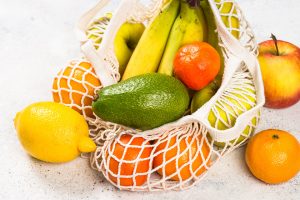 Mesh bag with fruits